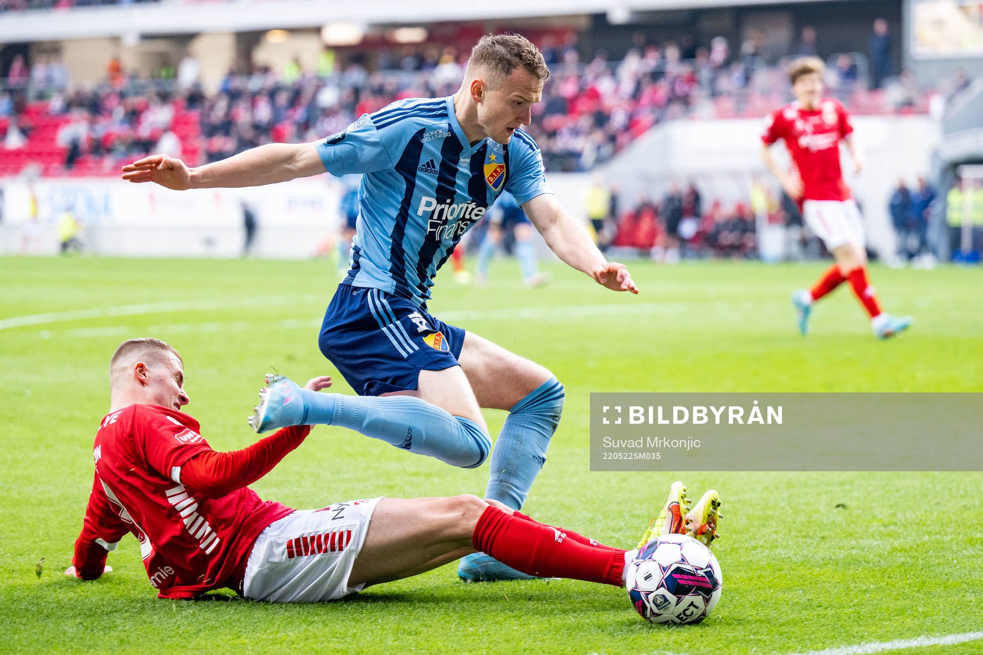 Kalmars Davíd Kristján Ólafsson och Djurgårdens Piotr