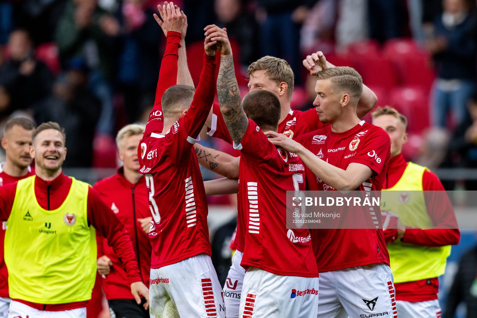 Kalmars spelare jublar