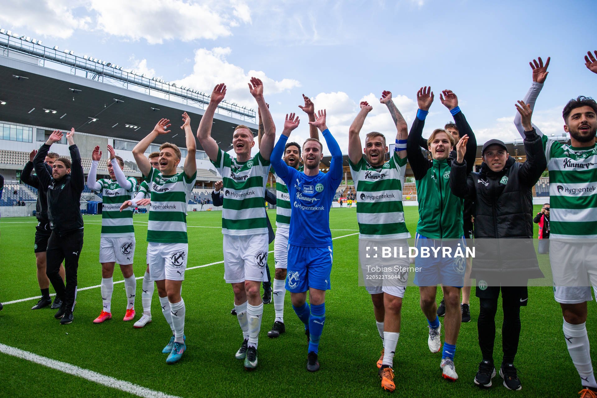 Västerås spelare jublar