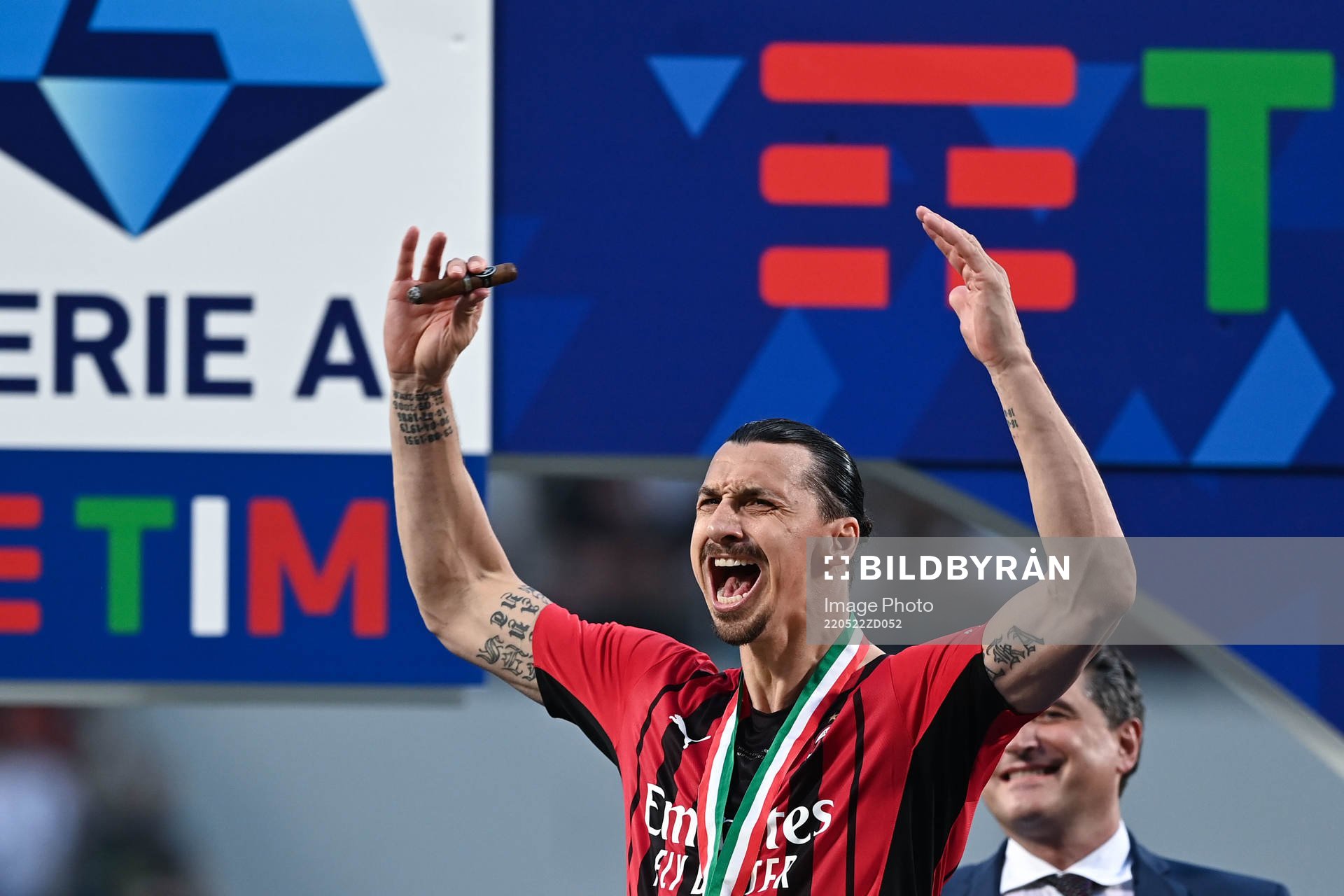Zlatan Ibrahimovic of Milan celebrates