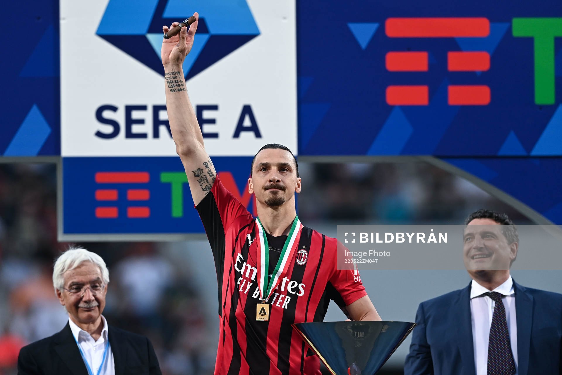 Zlatan Ibrahimovic of Milan celebrates