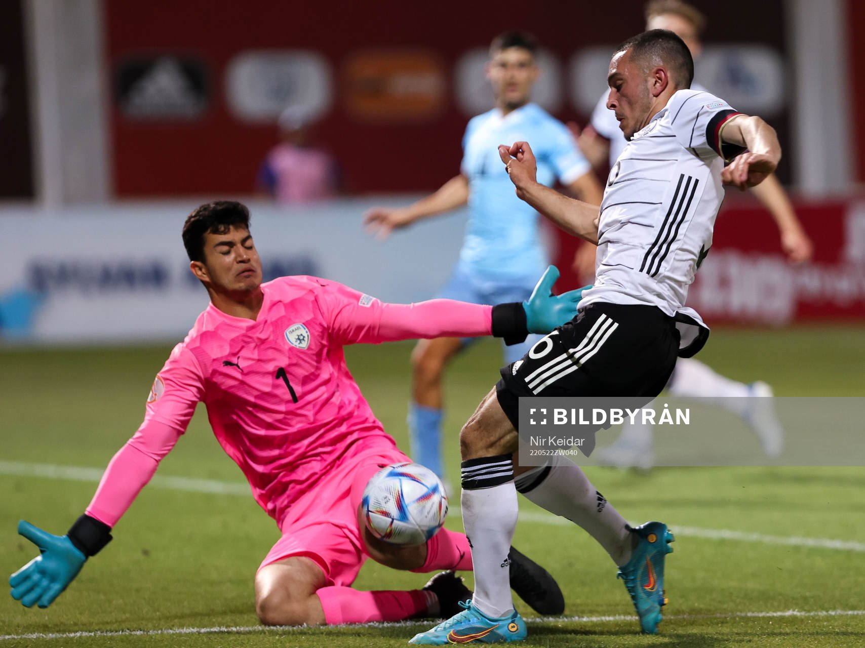 Ofek Melika of Israel and Arijon Ibrahimovic of Germany