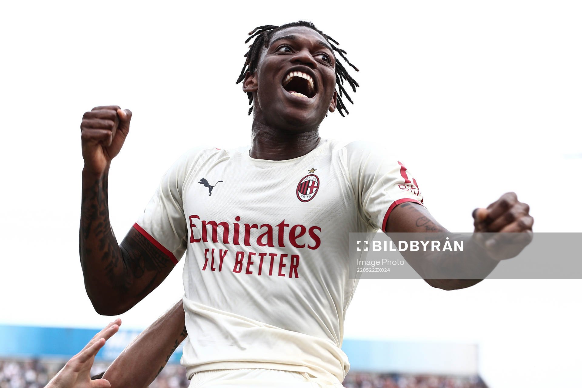 Rafael Leao of Milan celebrates