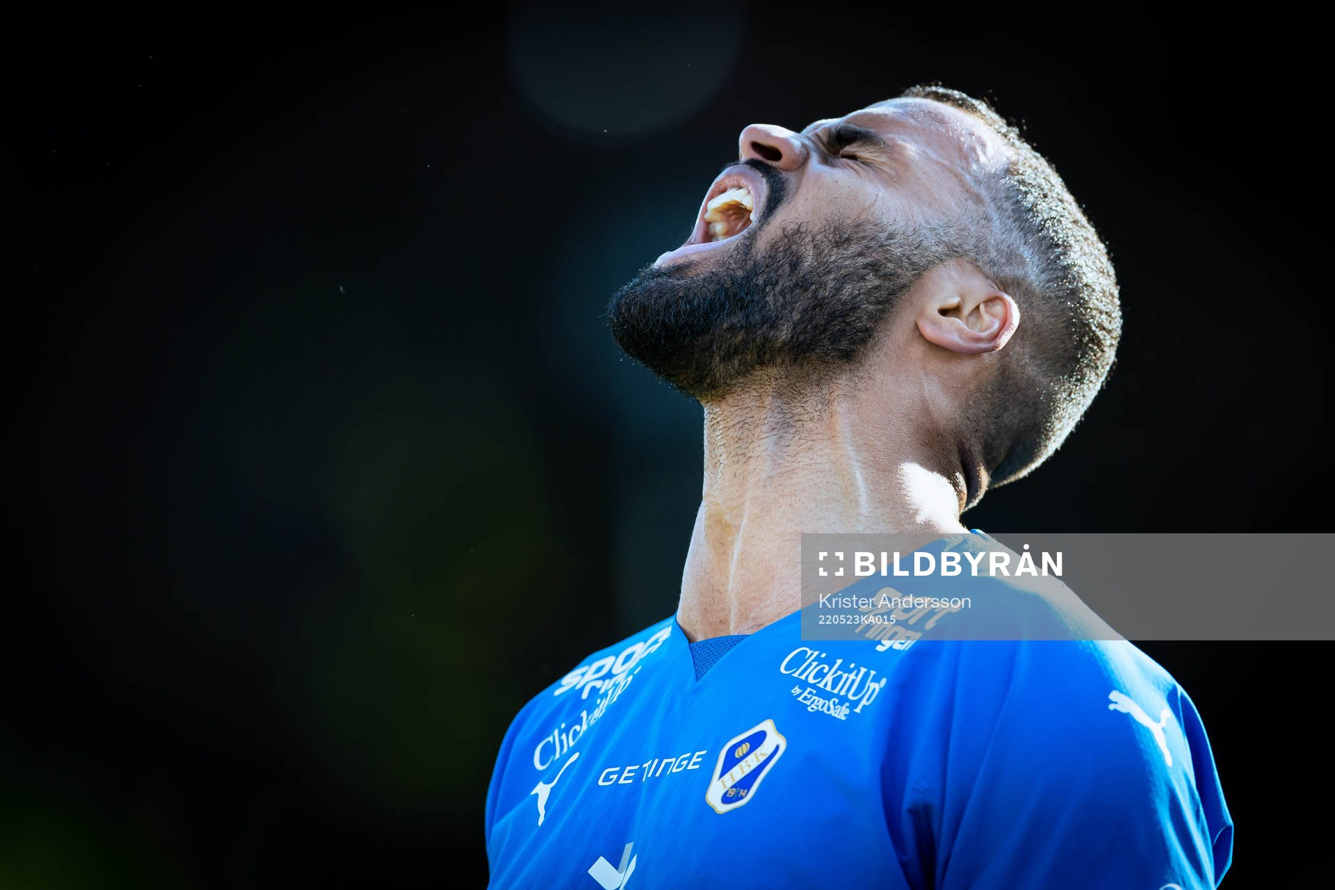 Halmstads Phil Ofosu-Ayeh reagerar