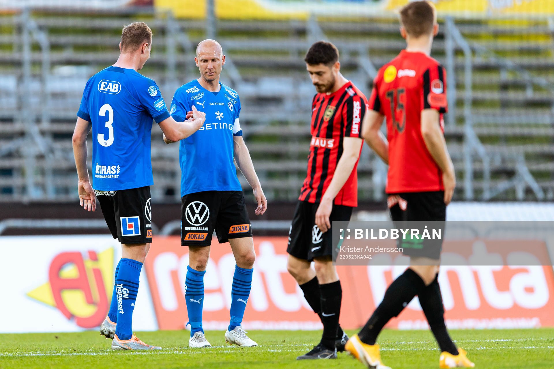 Halmstads Alexander Berntsson och Andreas Johansson jublar