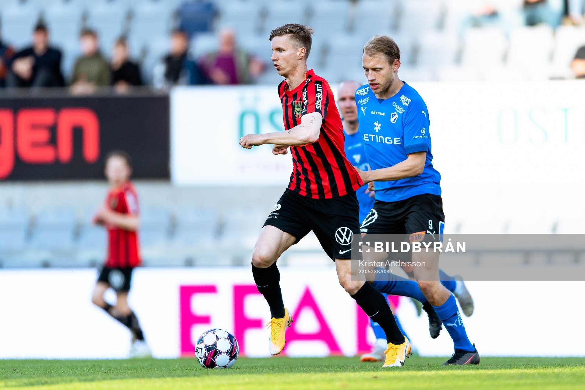 Brommapojkarnas Samuel Leach Holm och Halmstads Villiam