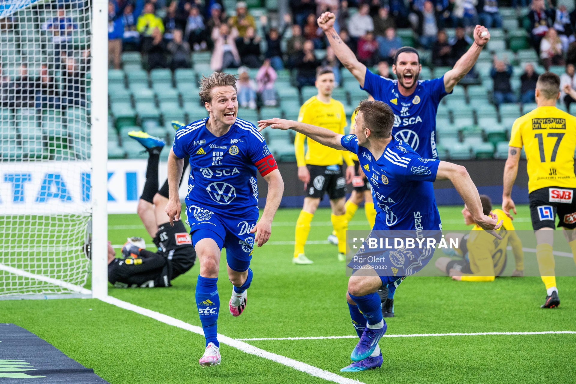 Sundsvalls Daniel Stensson jublar