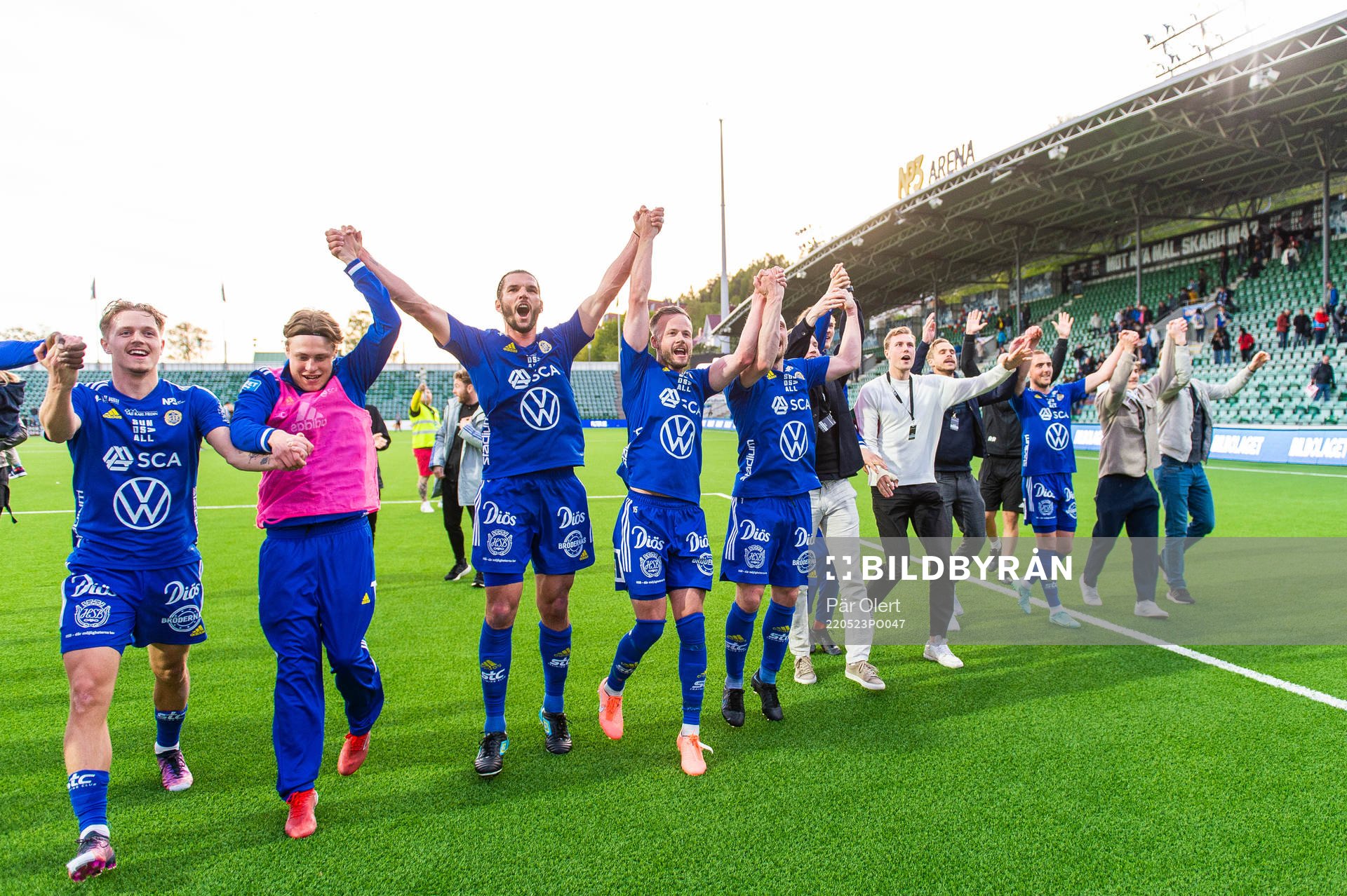 Sundsvalls spelare jublar