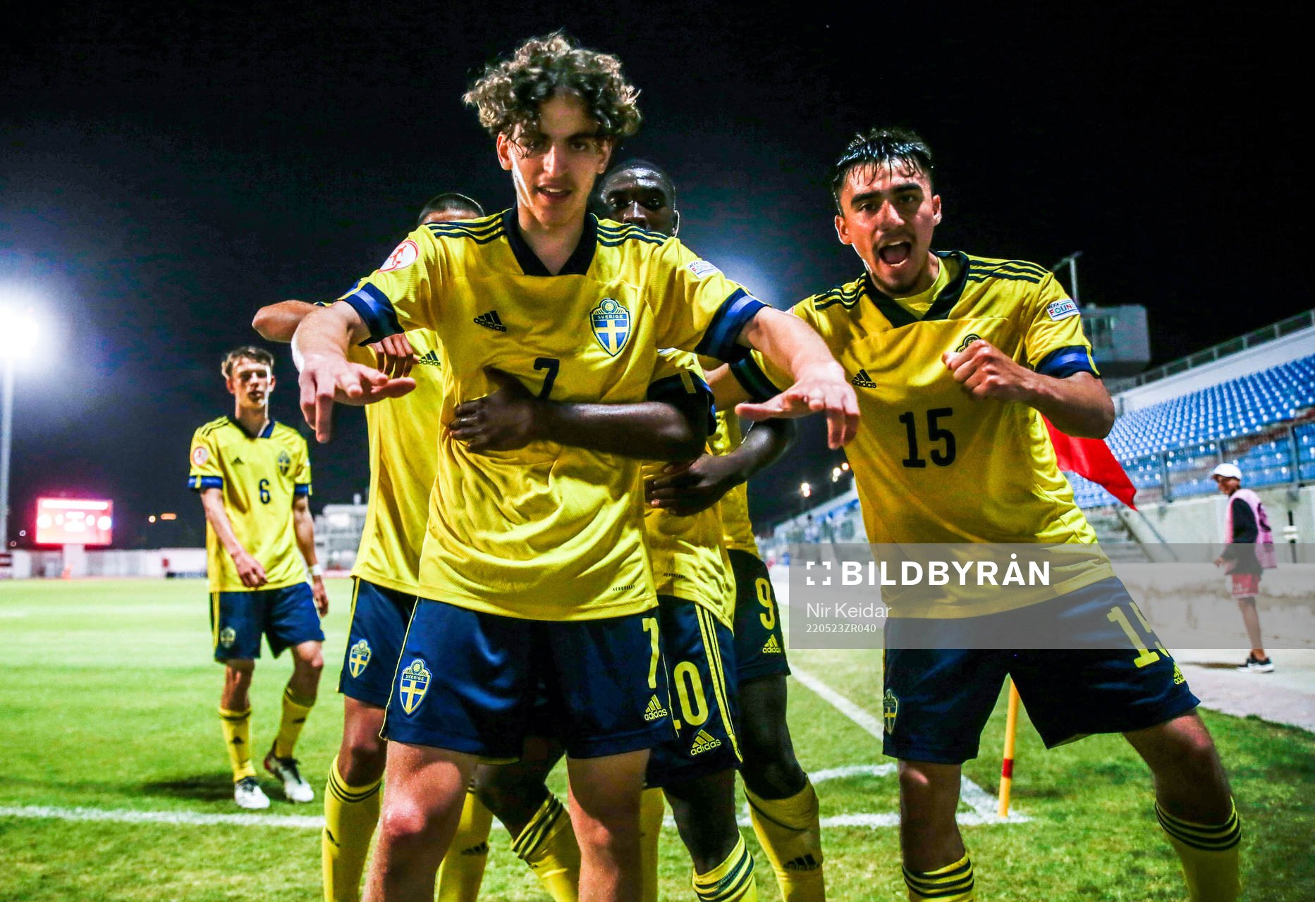Taha Ayari of Sweden