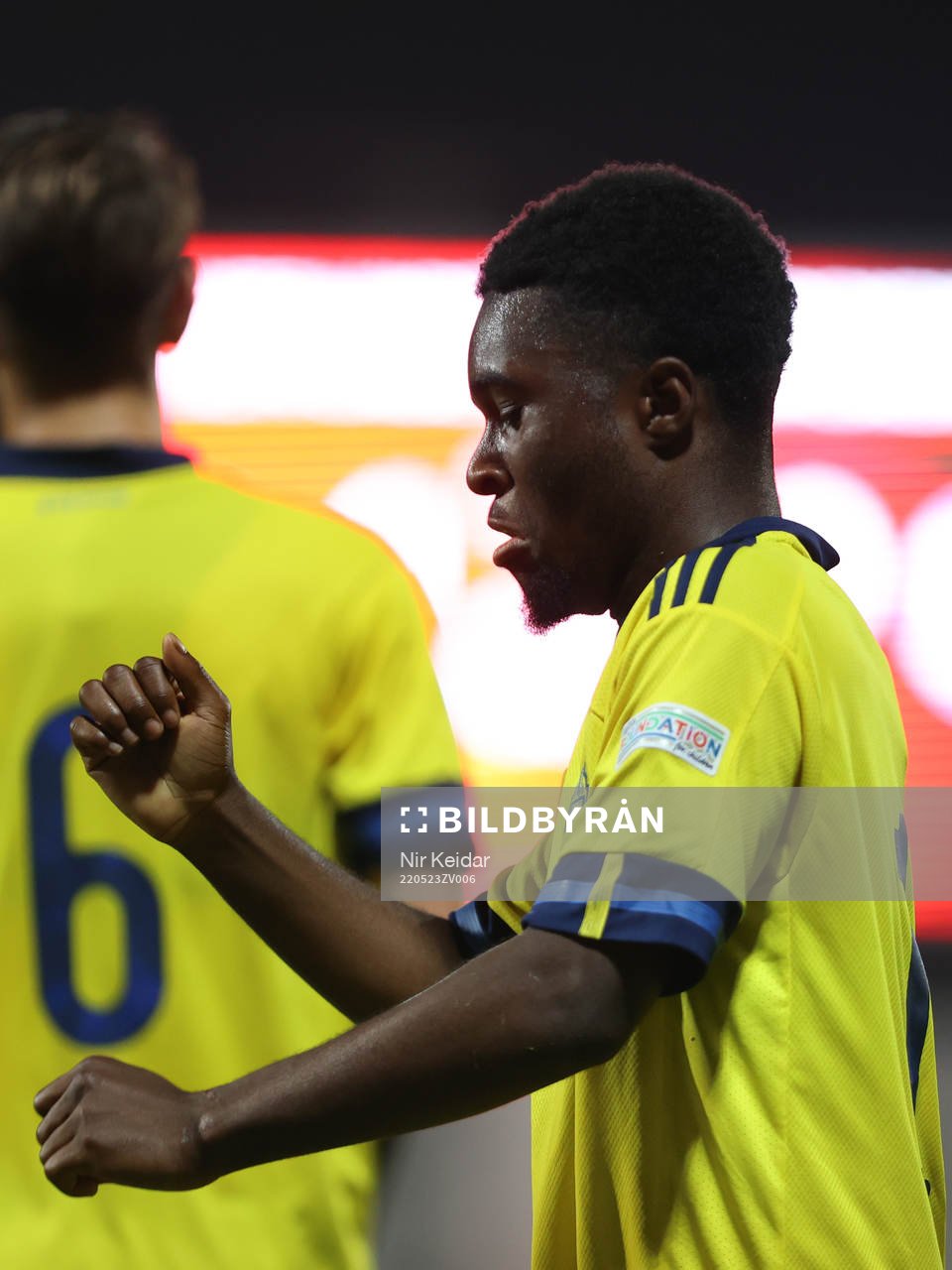 Jardell Kanga of Sweden celebrates