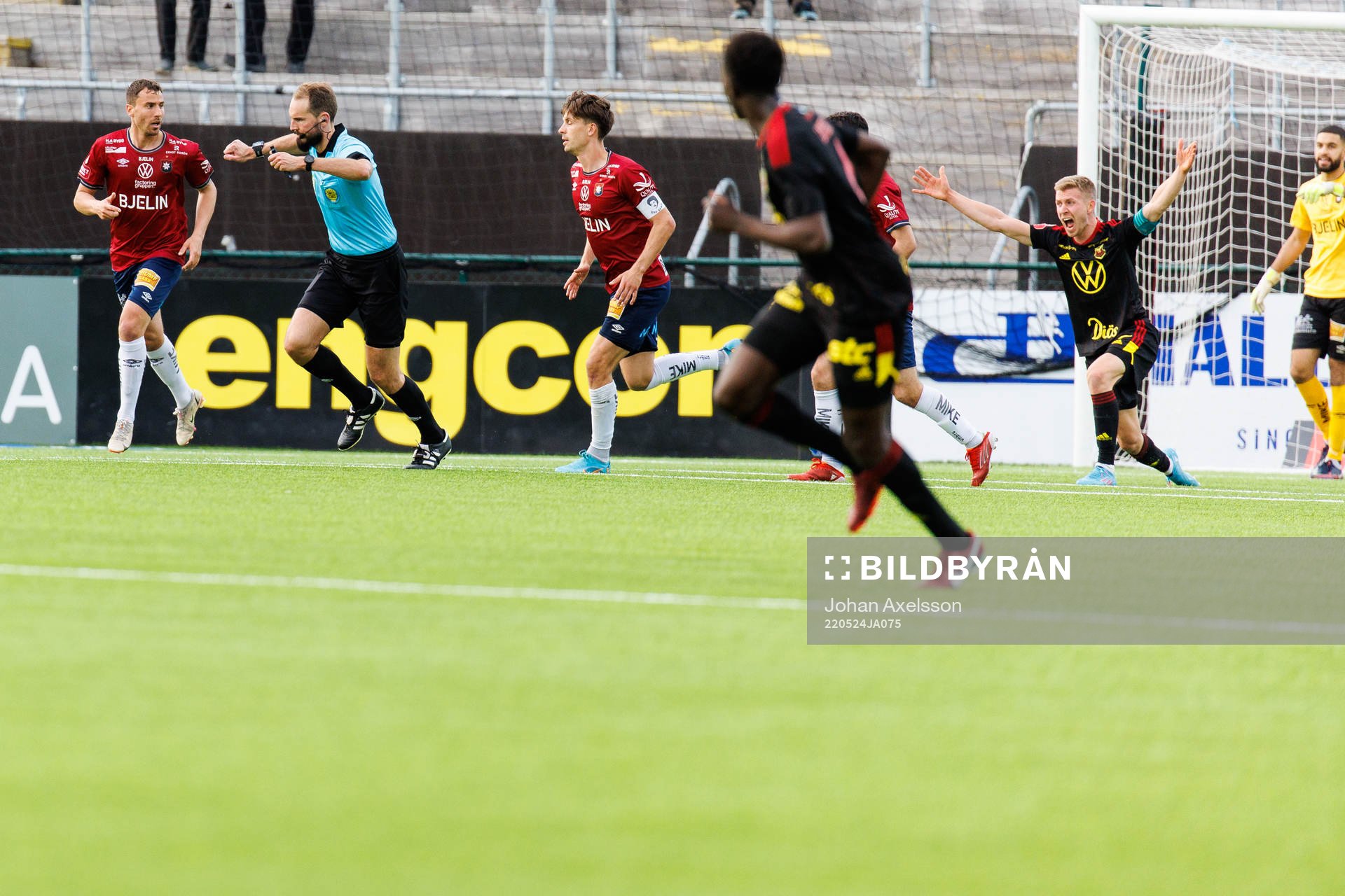 Östersunds Ludvig Fritzson reagerar