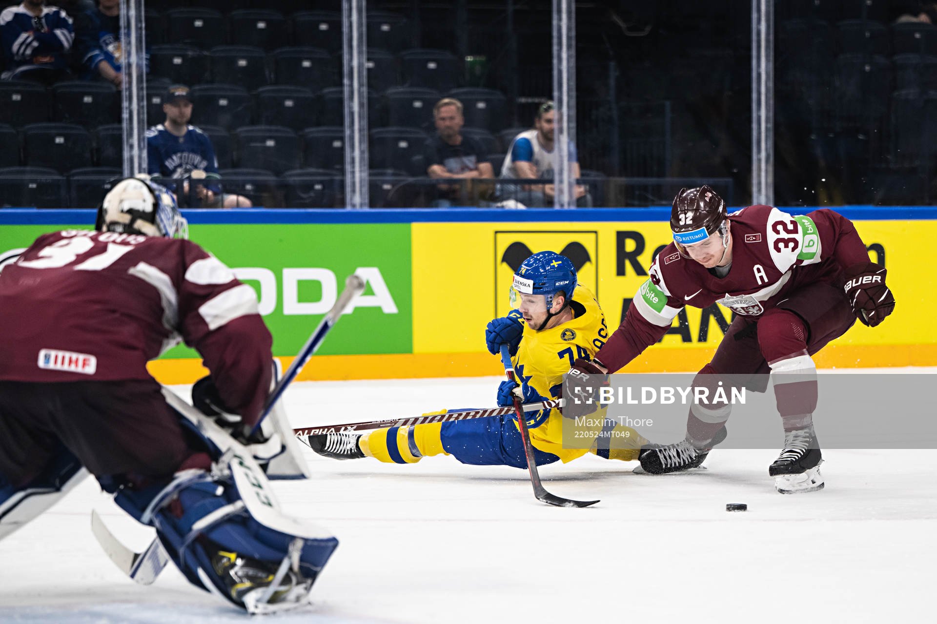 Rasmus Asplund of Sweden and Arturs Kulda of Latvia
