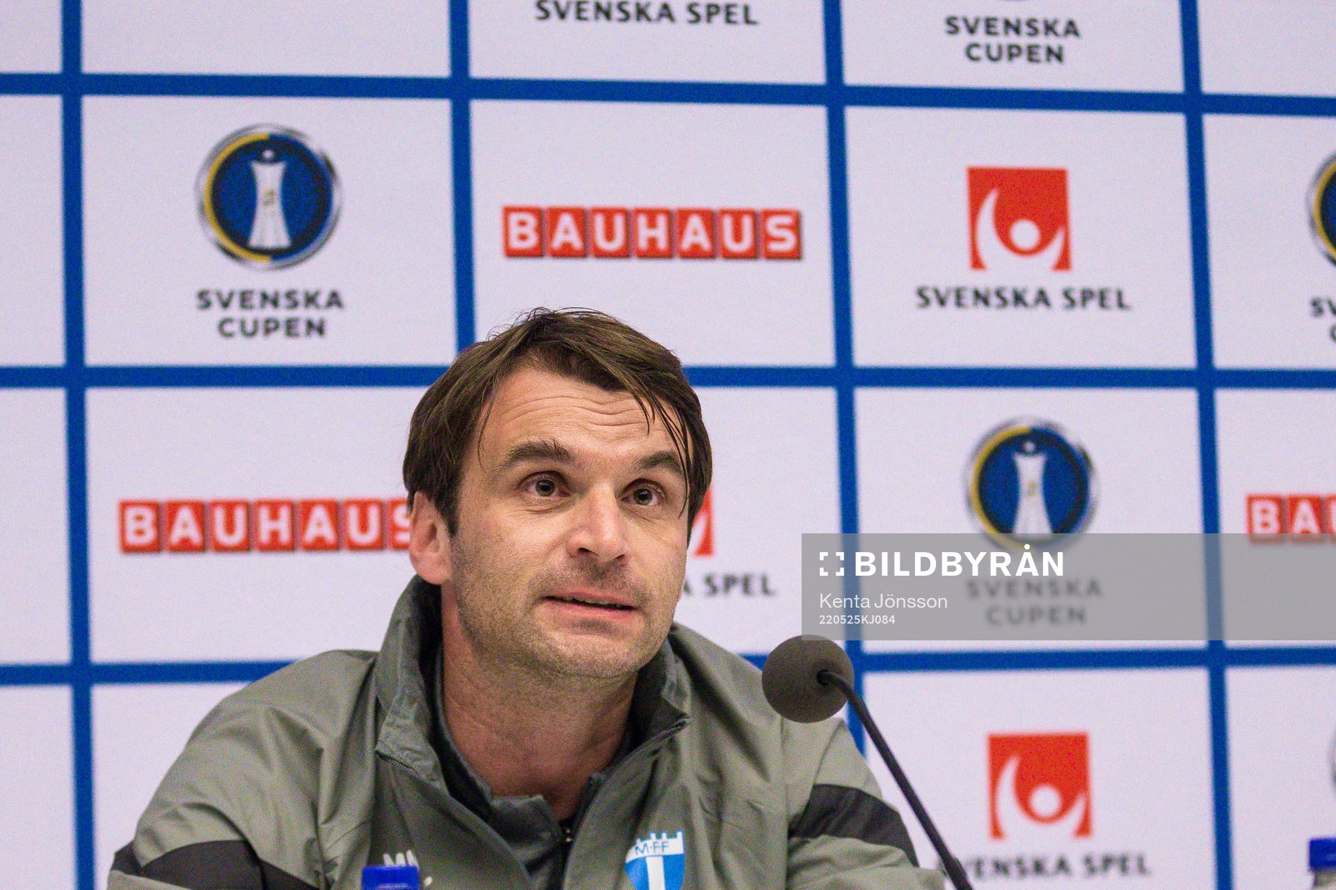 Malmö FFs tränare Milos Milojevic under presskonferensen innan en träning inför finalen i Svenska Cupen med Malmö FF den 25 maj 2022 i Stockholm.