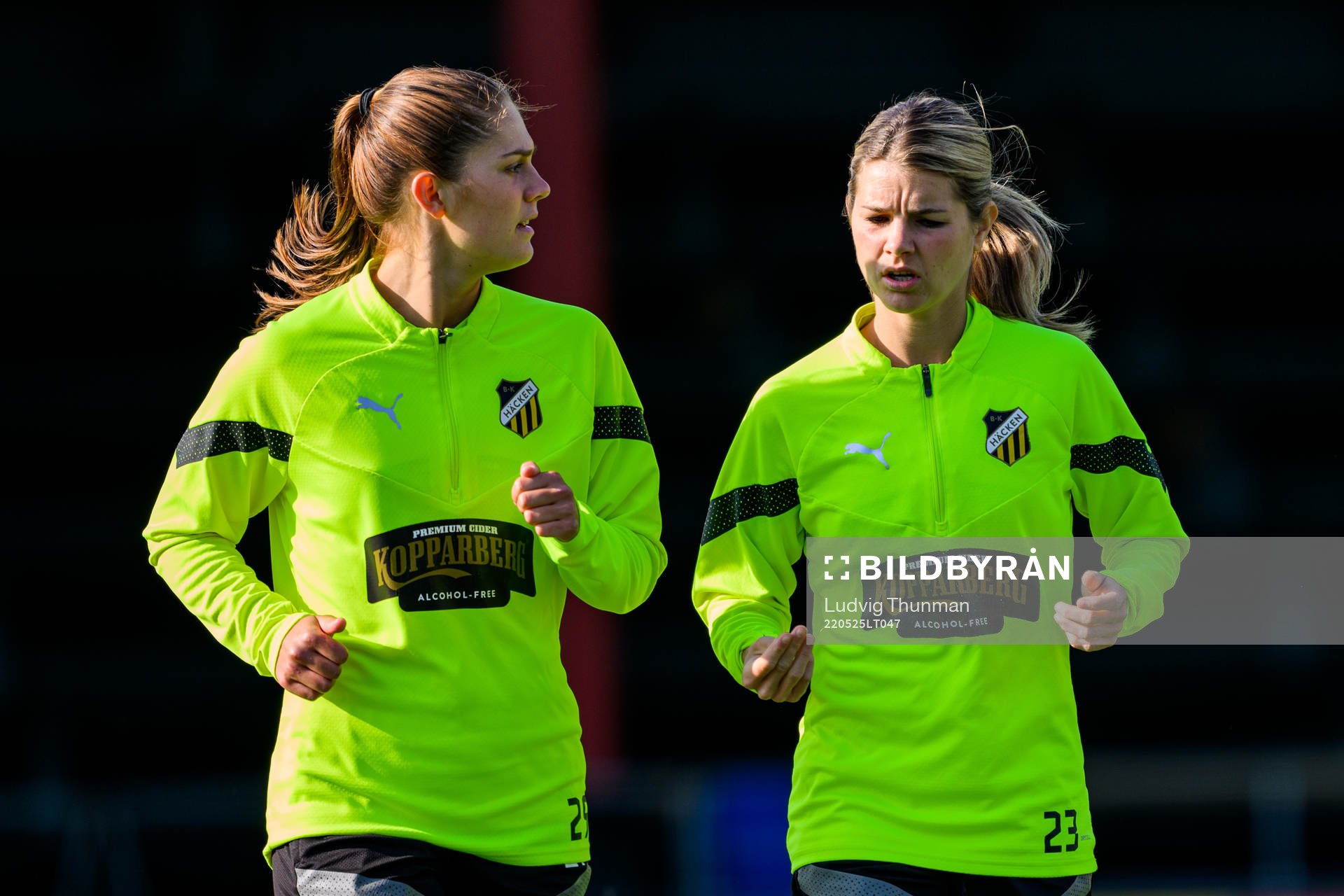 Mille Gejl Jensen och Andrine Stolsmo Hegerberg