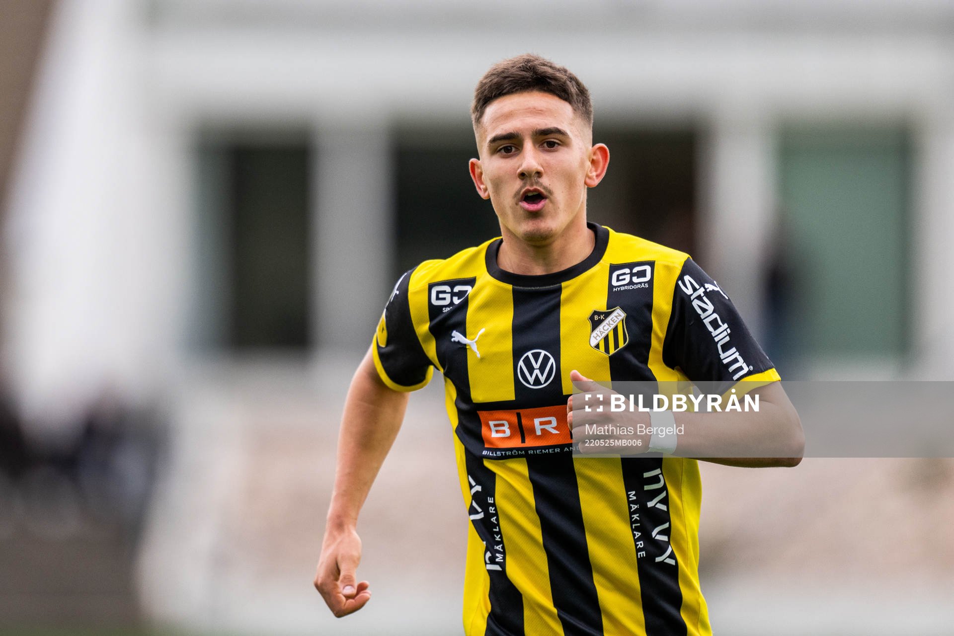 Häckens Semir Bosnic jublar efter att han gjort 1-0 under finalen i Ligacupen för P19 mellan Häcken och Brommapojkarna den 25 maj 2022 i Göteborg.