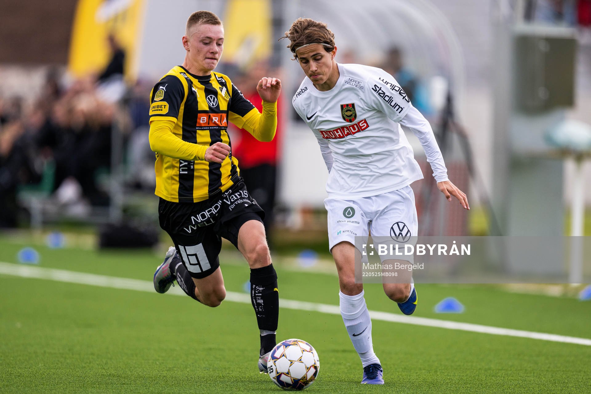 Häckens Oskar Ruuska och Brommapojkarnas Victor Ekström