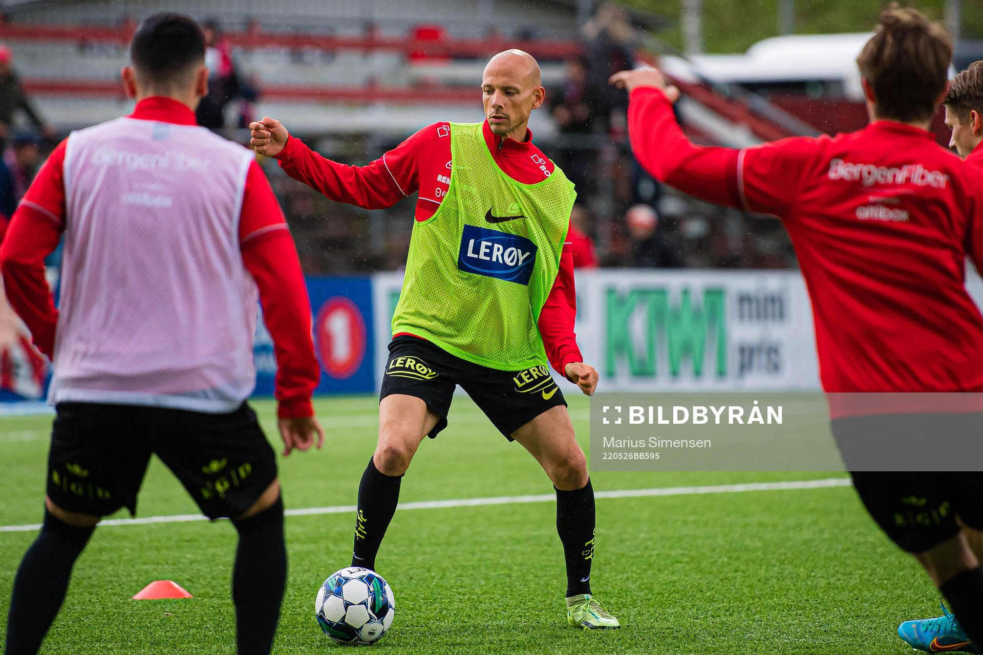 Ruben Kristiansen of Brann warms up