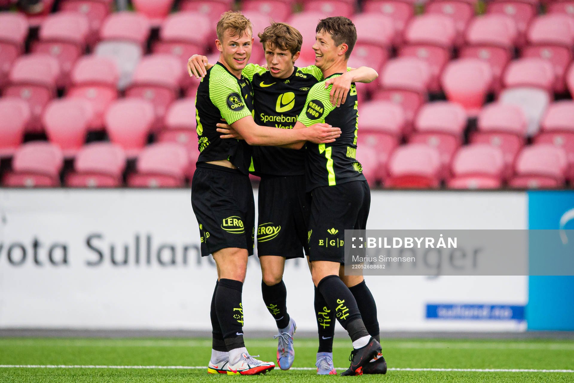 Niklas Jensen Wassberg of Brann celebrates
