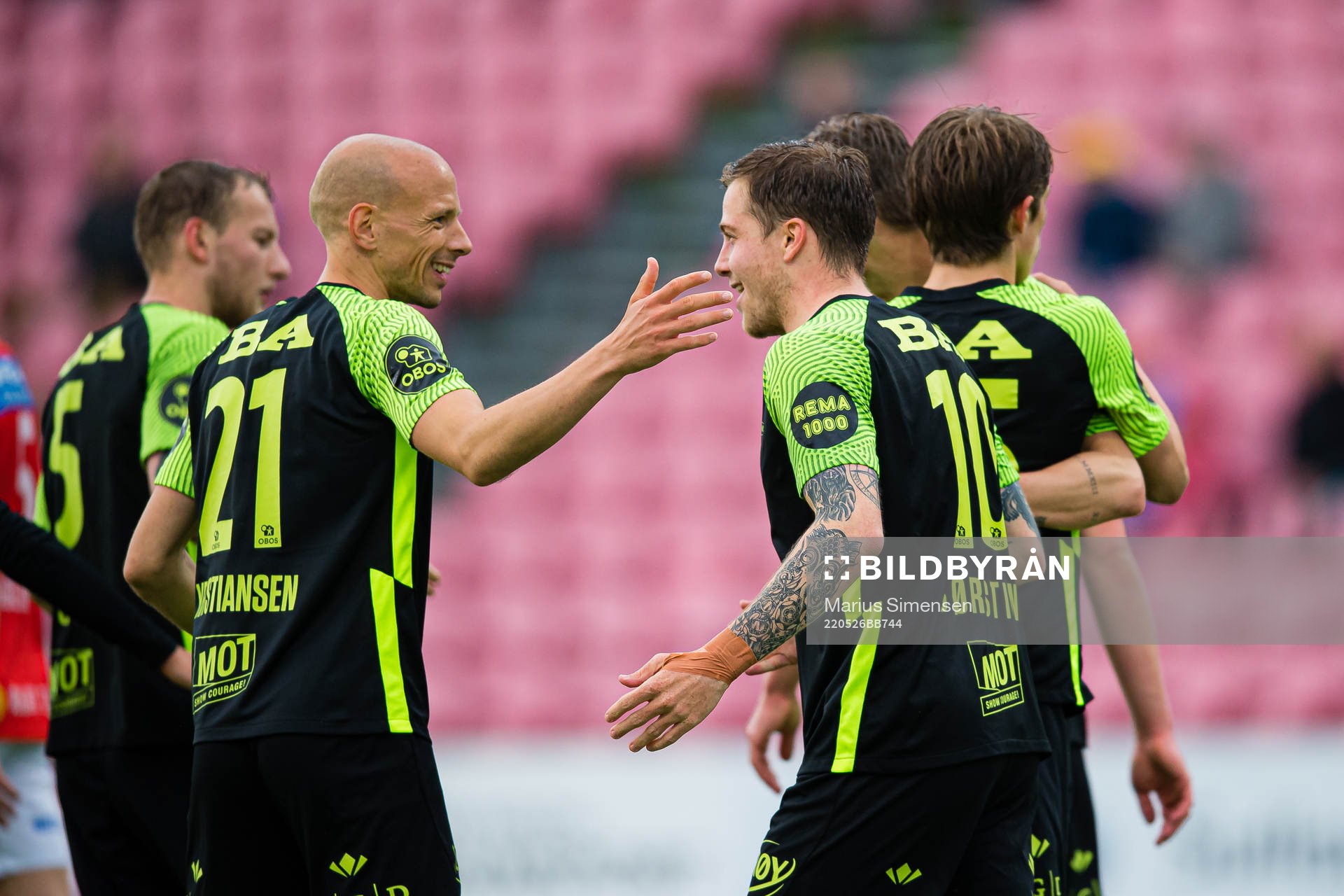 Frederik Lindbøg Børsting of Brann celebrates