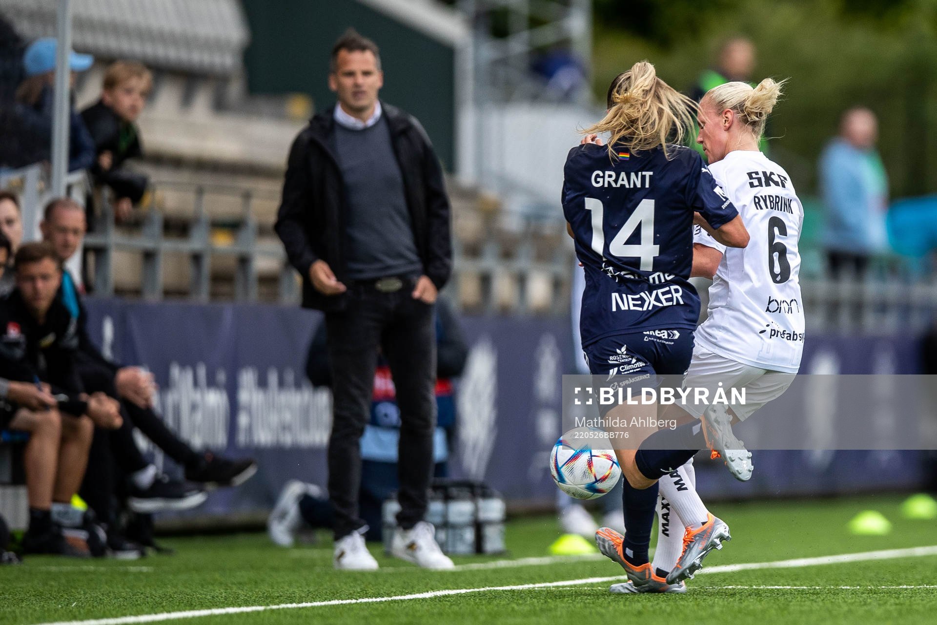 Rosengårds Charlotte Grant och Häckens Josefine Rybrink