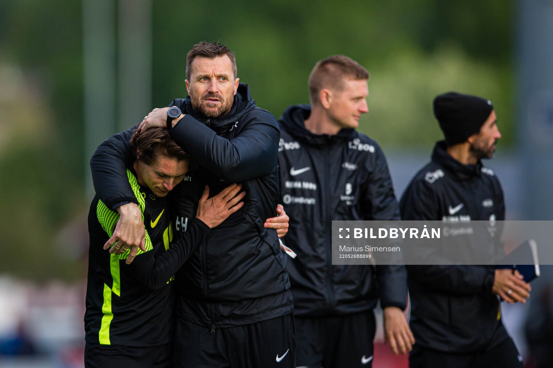 Kasper Holmboe Skaanes of Brann and Eirik Horneland, head