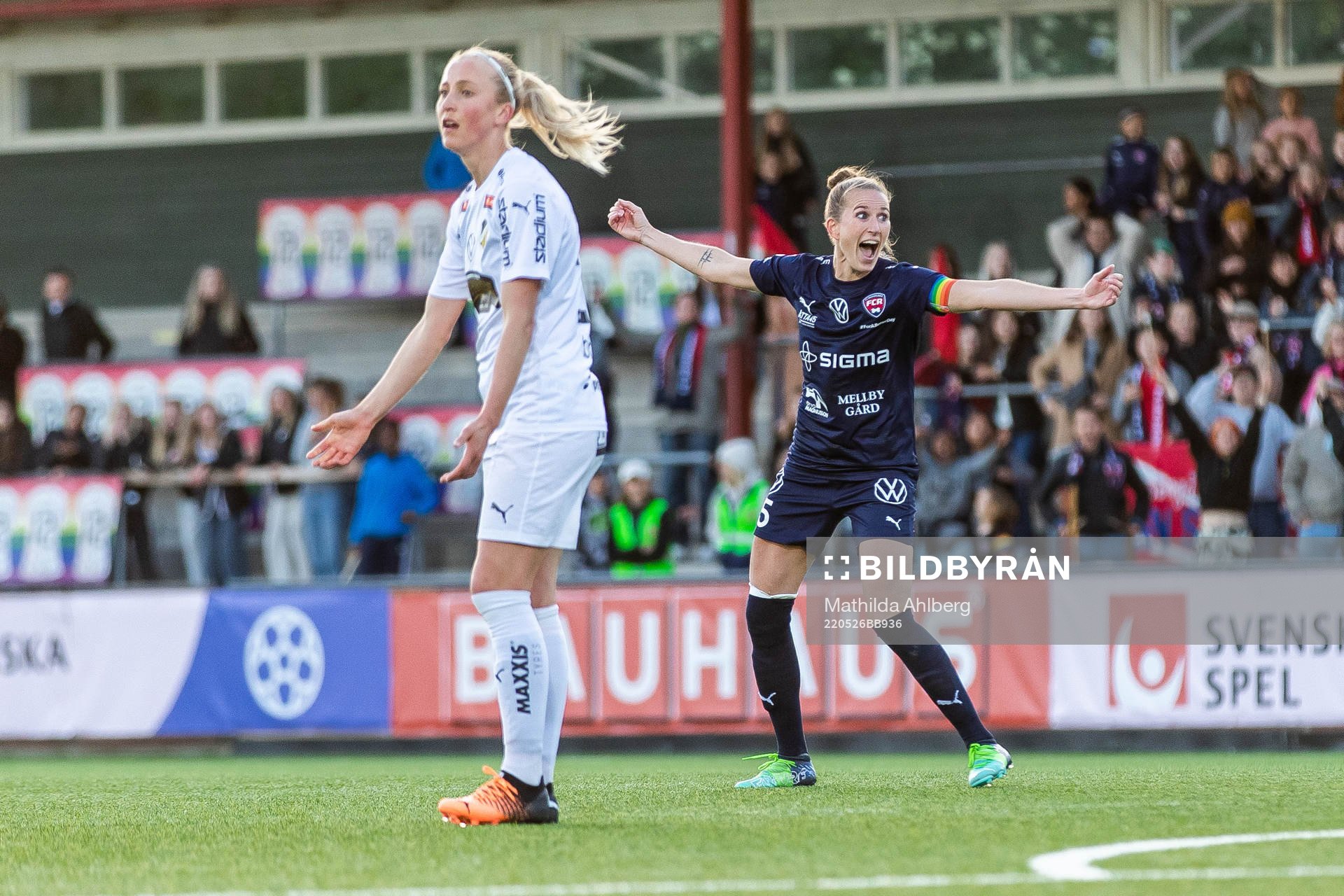 Rosengårds Emma Berglund jublar
