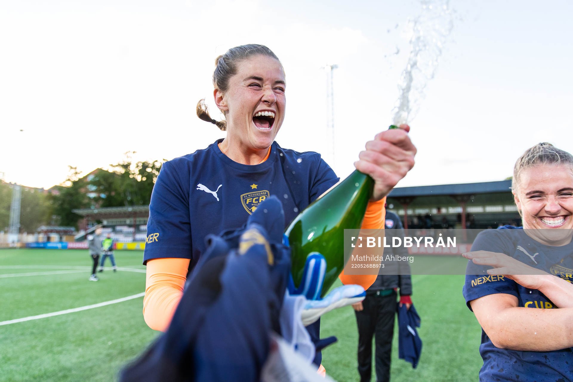 Rosengårds målvakt Teagan Micah jublar