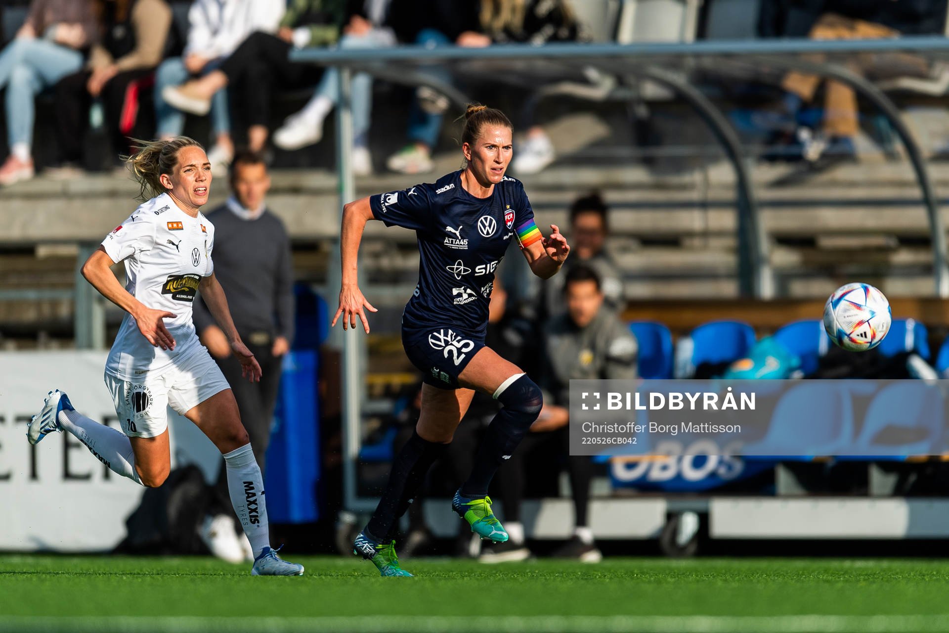 Häckens Elin Rubensson och Rosengårds Emma Berglund