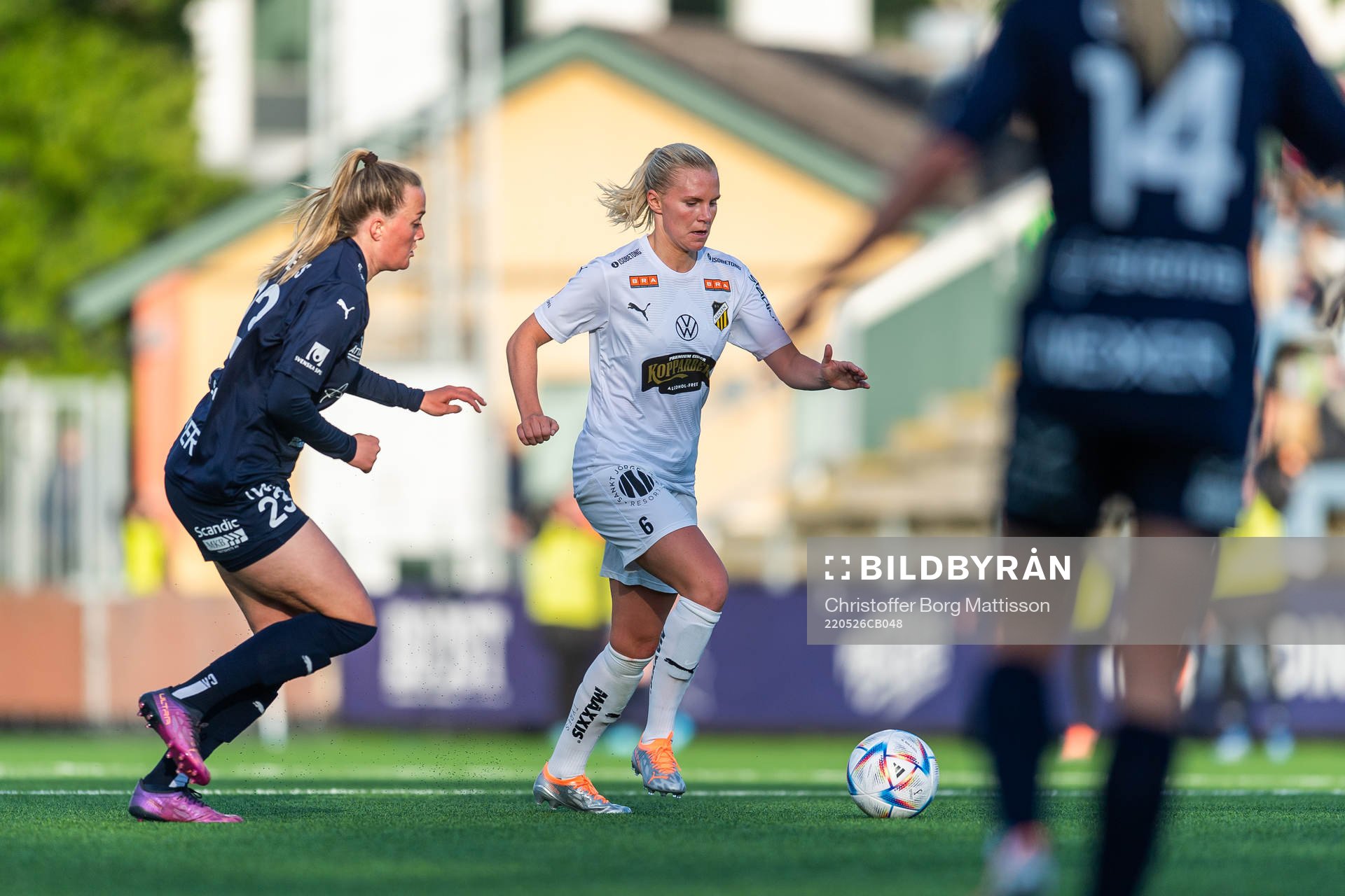 Rosengårds Stefanie Sanders och Häckens Josefine Rybrink