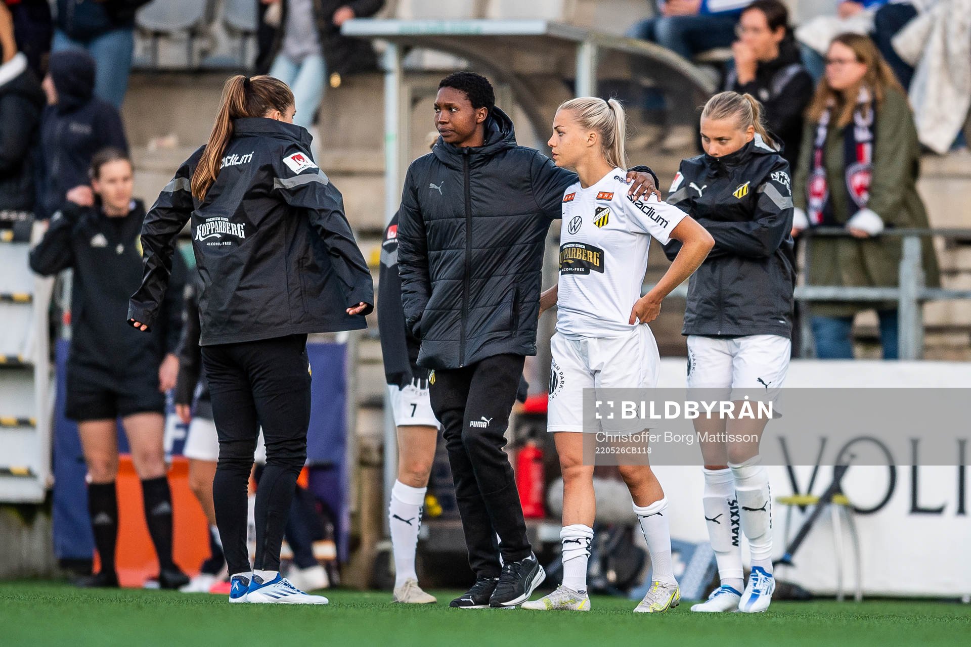 Häckens Lotta Öqvist deppar