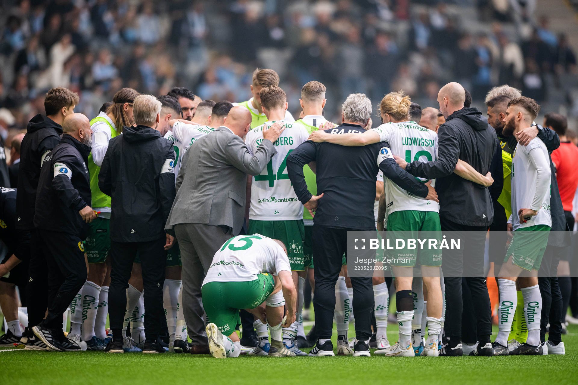 Hammarbys spelare och ledare samlas