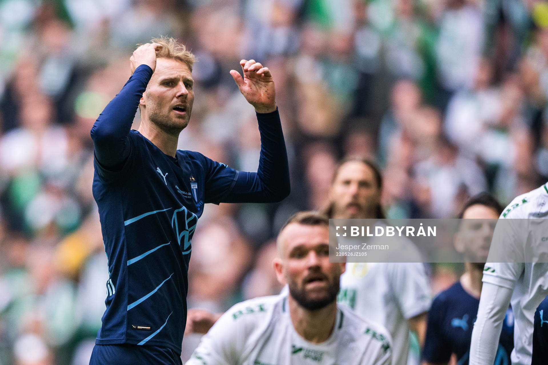 Malmö FFs Ola Toivonen deppar