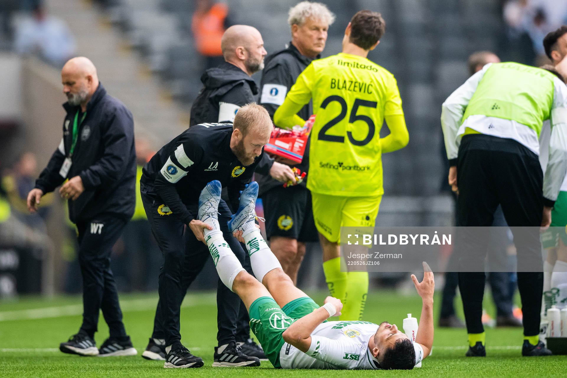 Hammarbys Astrit Selmani får vård