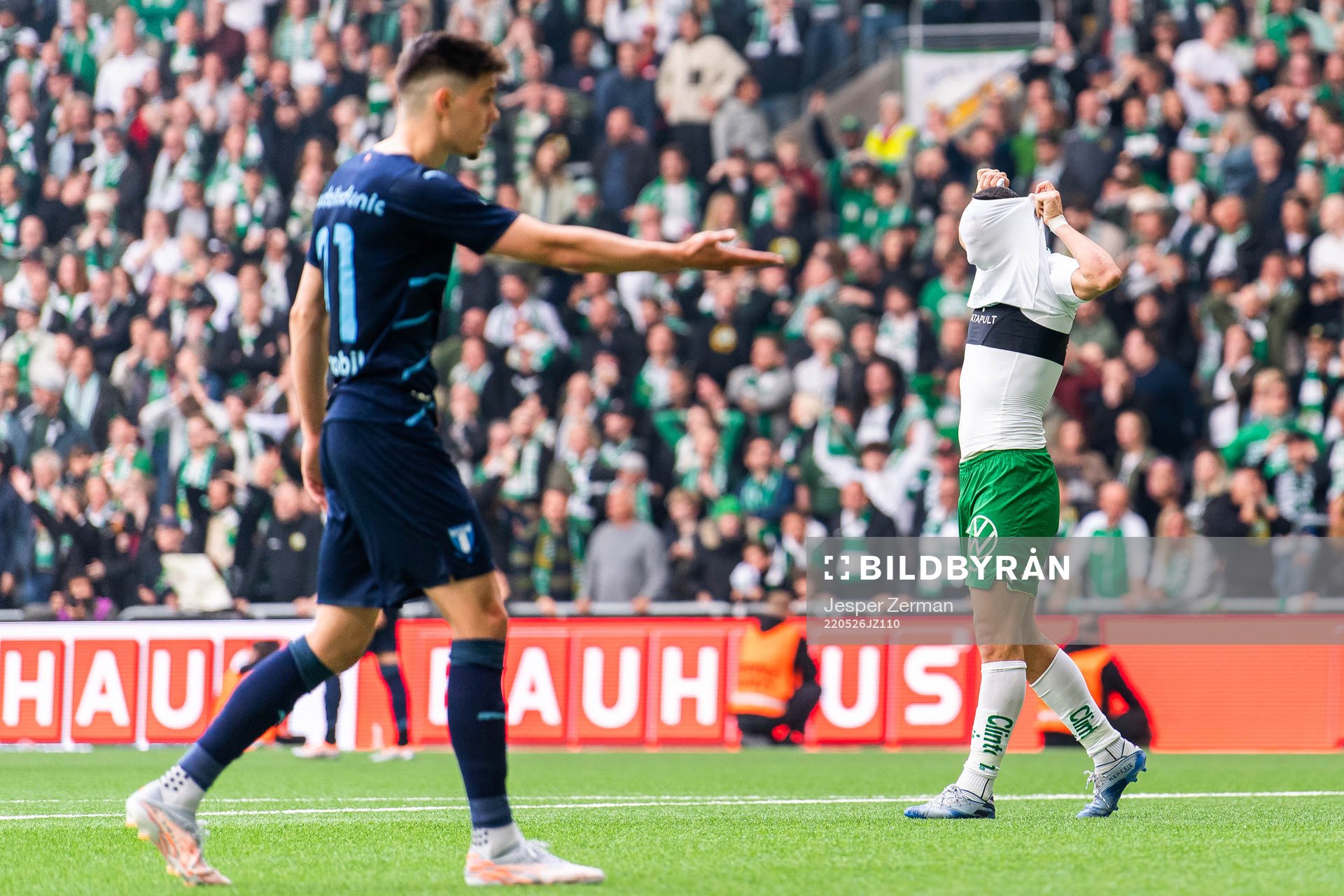 Hammarbys Astrit Selmani deppar