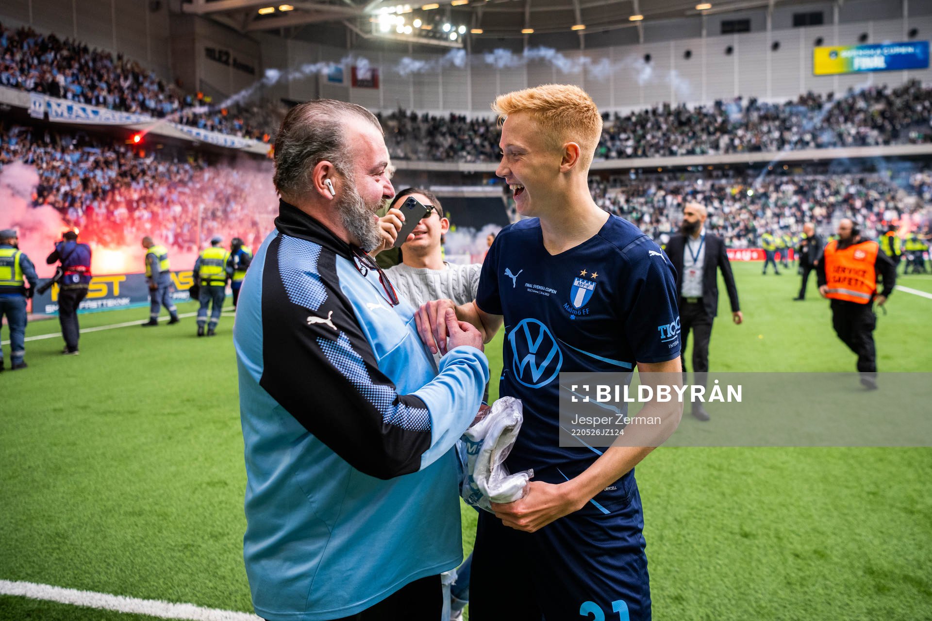 Malmö FFs Hugo Larsson jublar