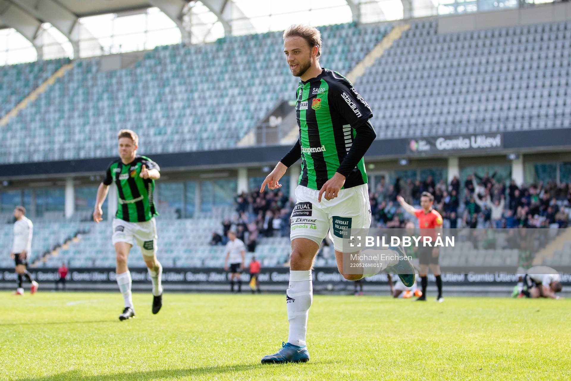 GAIS Gustav Lundgren jublar efter 3-0 under fotbollsmatchen i Ettan södra mellan GAIS och Oskarshamn den 26 maj 2022 i Göteborg. 