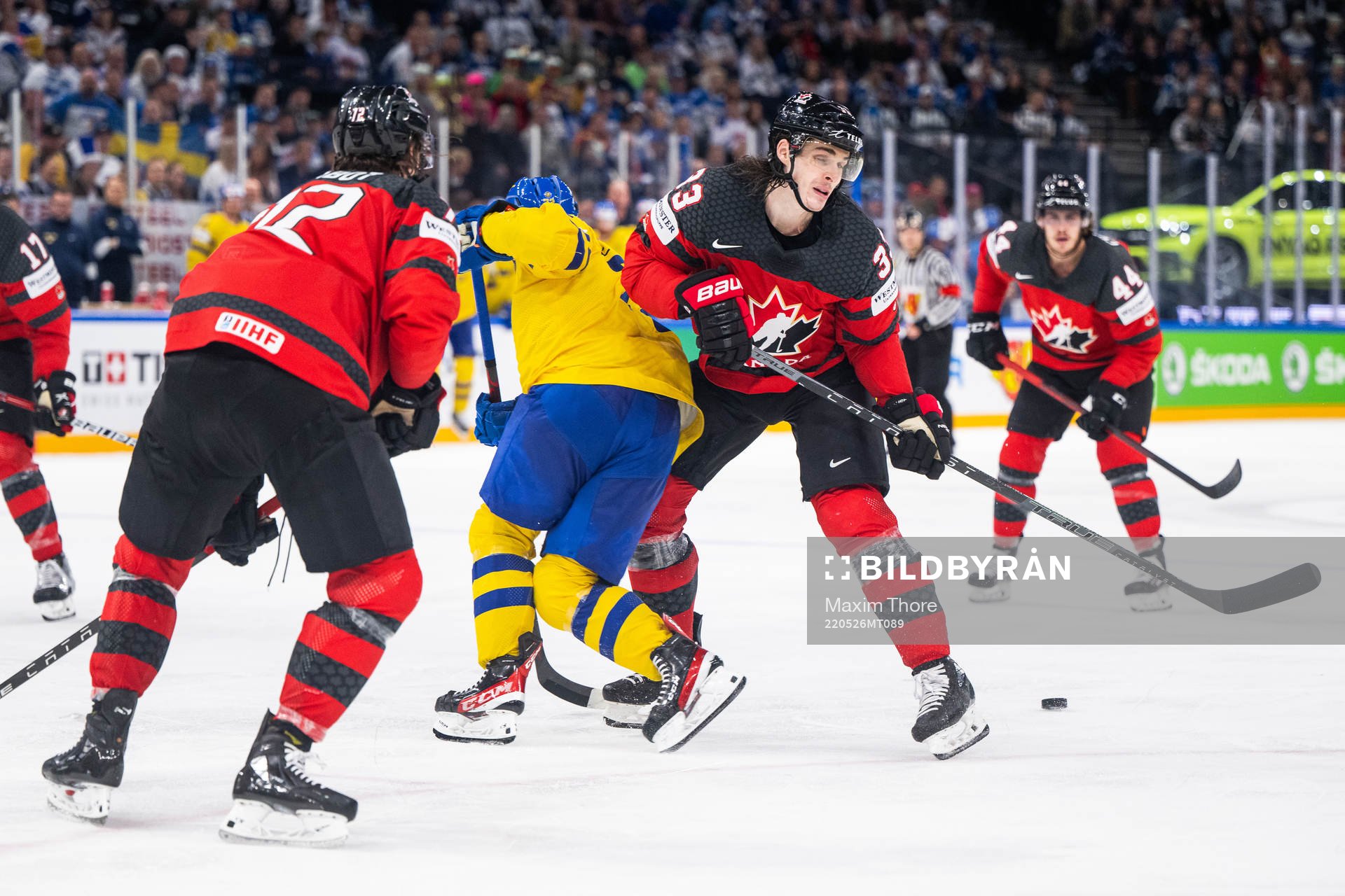 Emil Bemström of Sweden and Ryan Graves of Canada