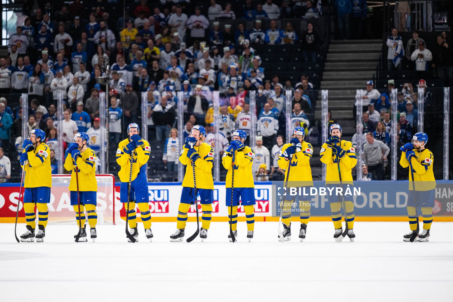 Players of Sweden look dejected