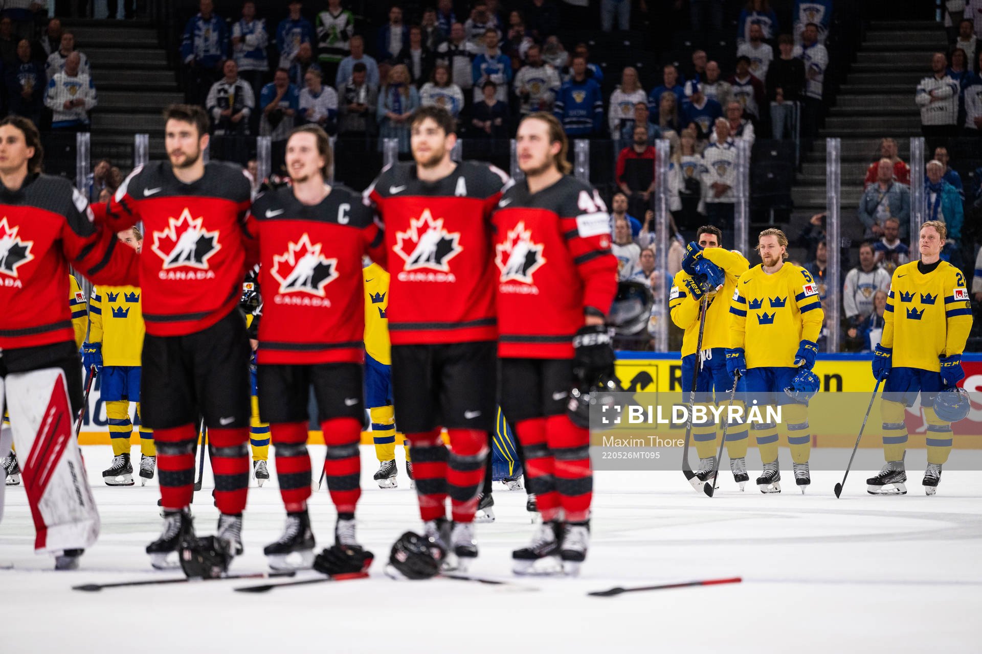 Players of Sweden looks dejected