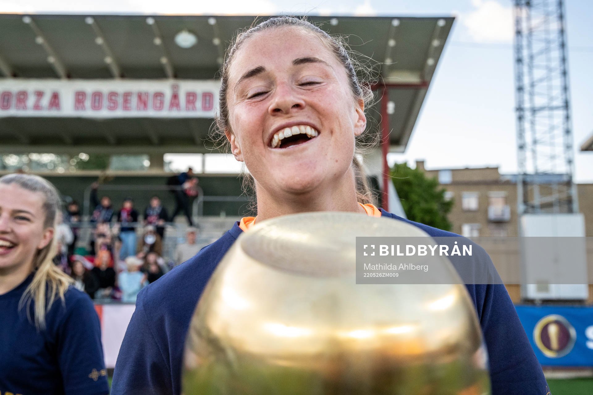 Rosengårds målvakt Teagan Micah jublar