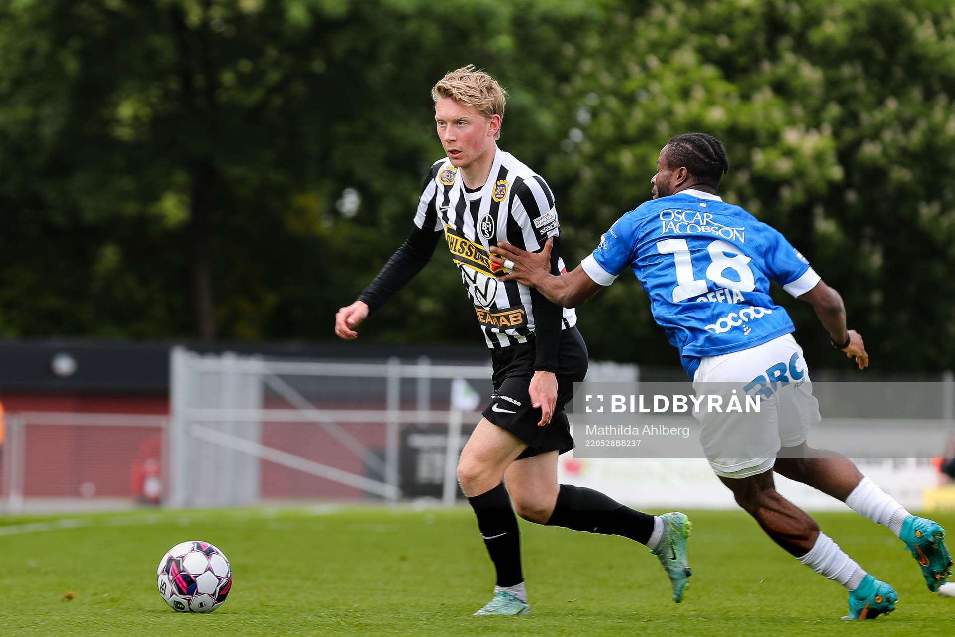Landskronas Jesper Strid och Trelleborgs Henry Offia