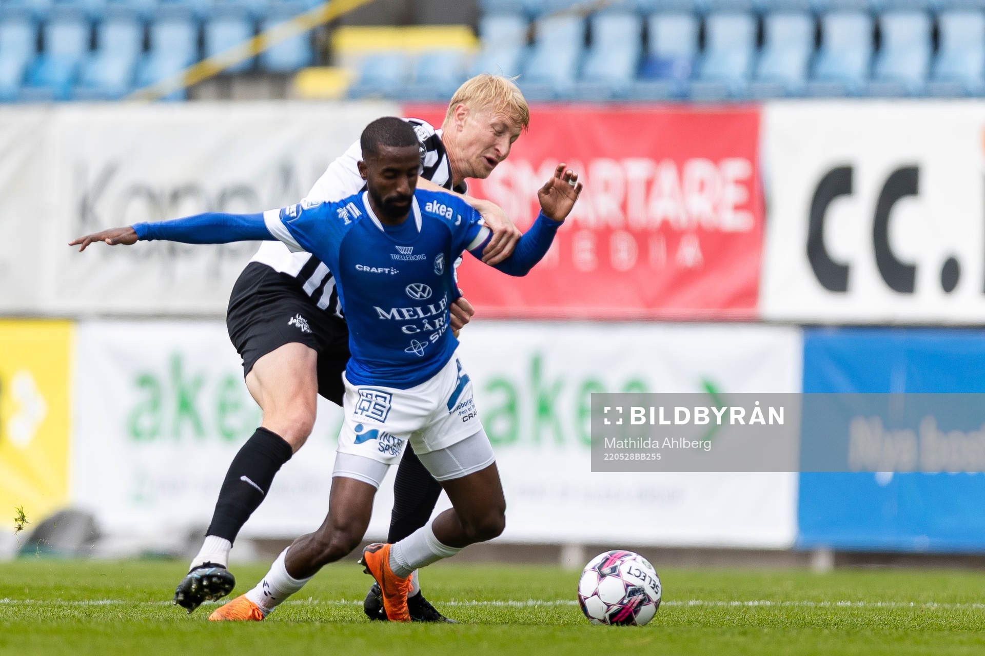 Landskronas Viktor Wihlstrand och Trelleborgs Mohammed Saeid