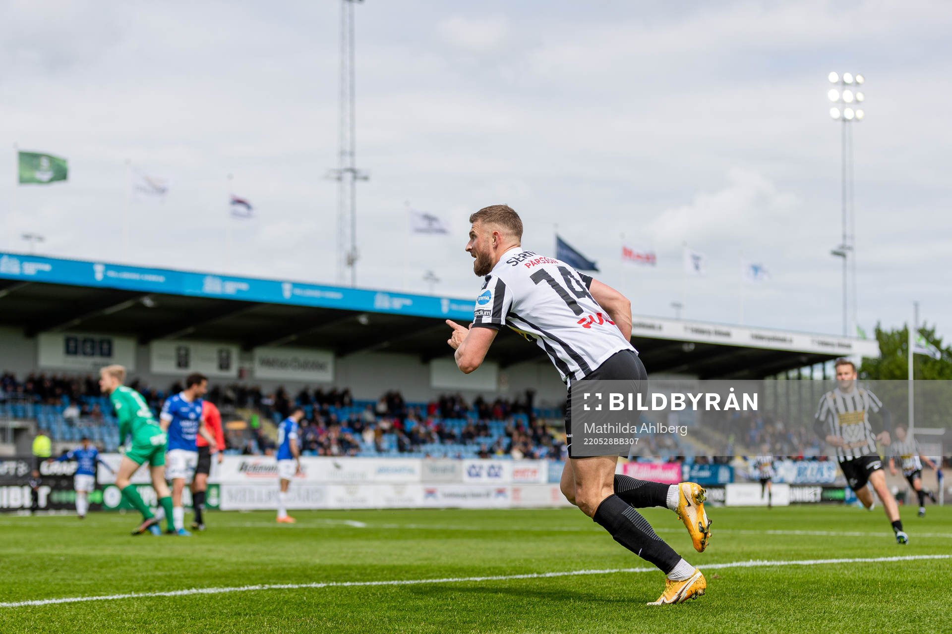 Landskronas Erik Pärsson jublar