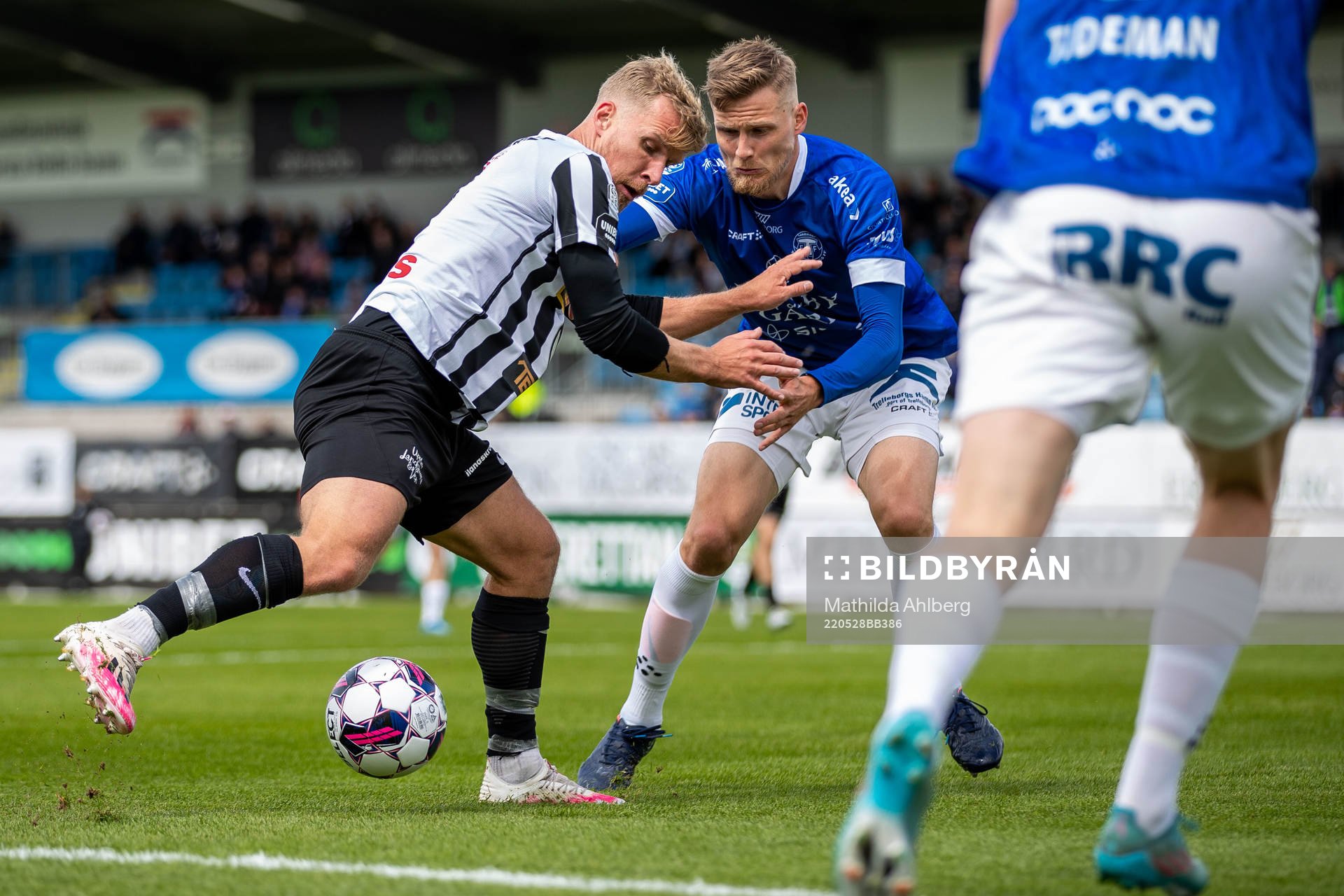 Landskronas Linus R Olsson och Trelleborgs Nicolas Mortensen