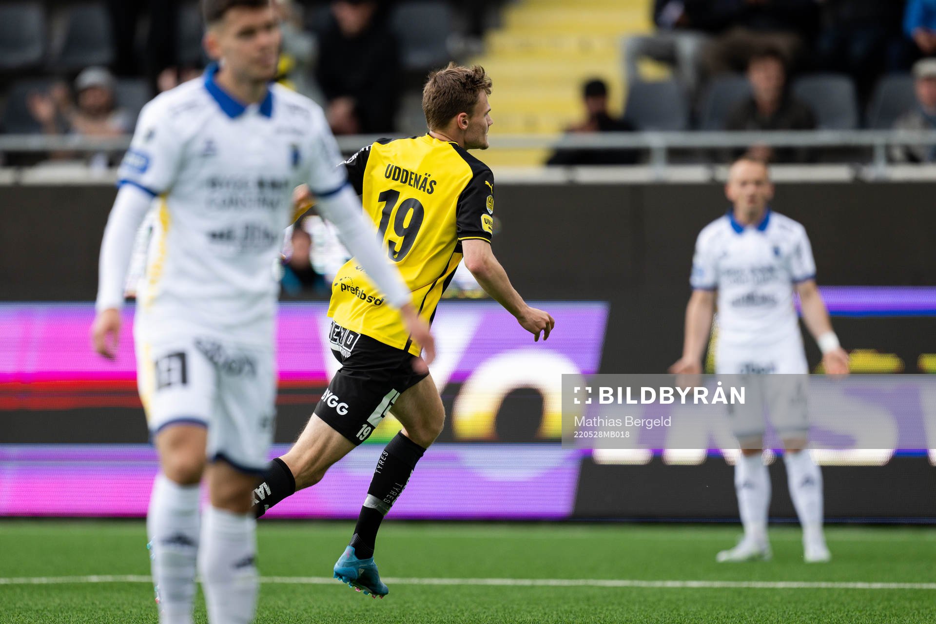 Häckens Oscar Uddenäs jublar