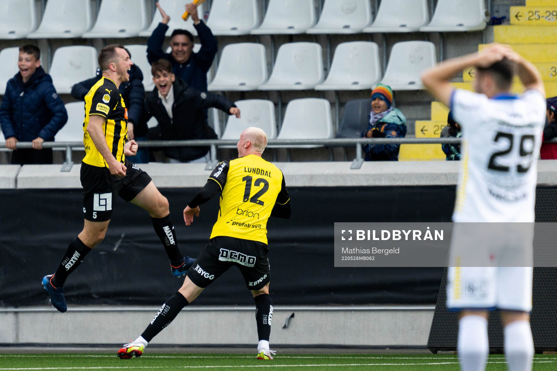 Häckens Even Hovland jublar