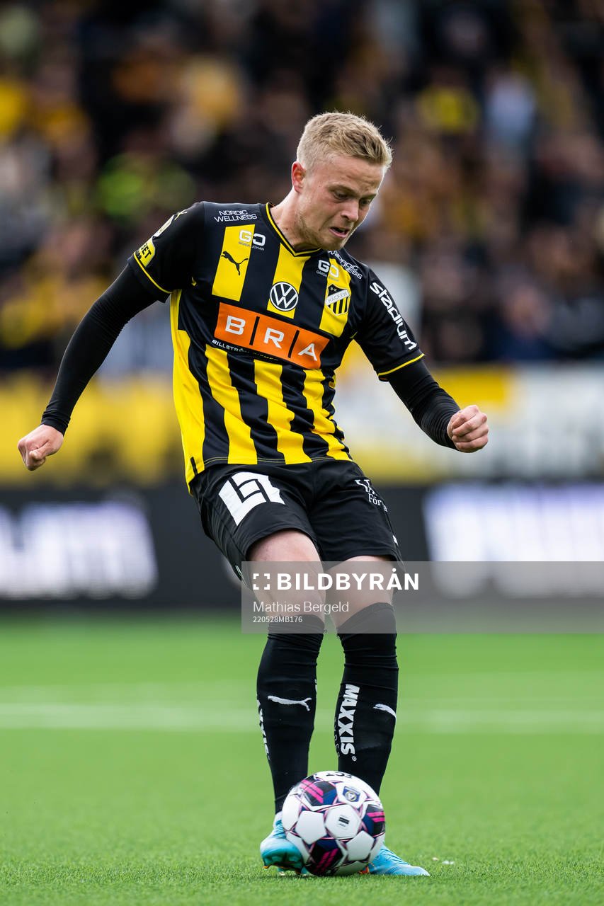 Häckens Tomas Totland
