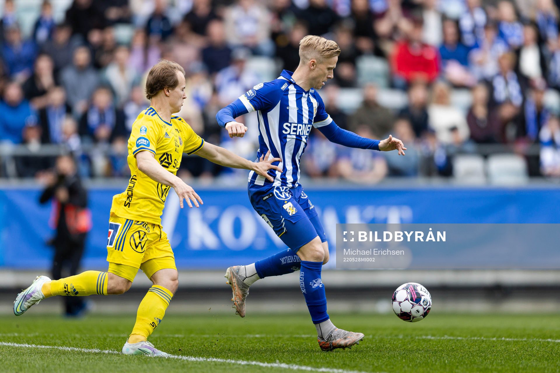 Sundsvalls Saku Ylätupa och IFK Göteborgs Oscar Wendt