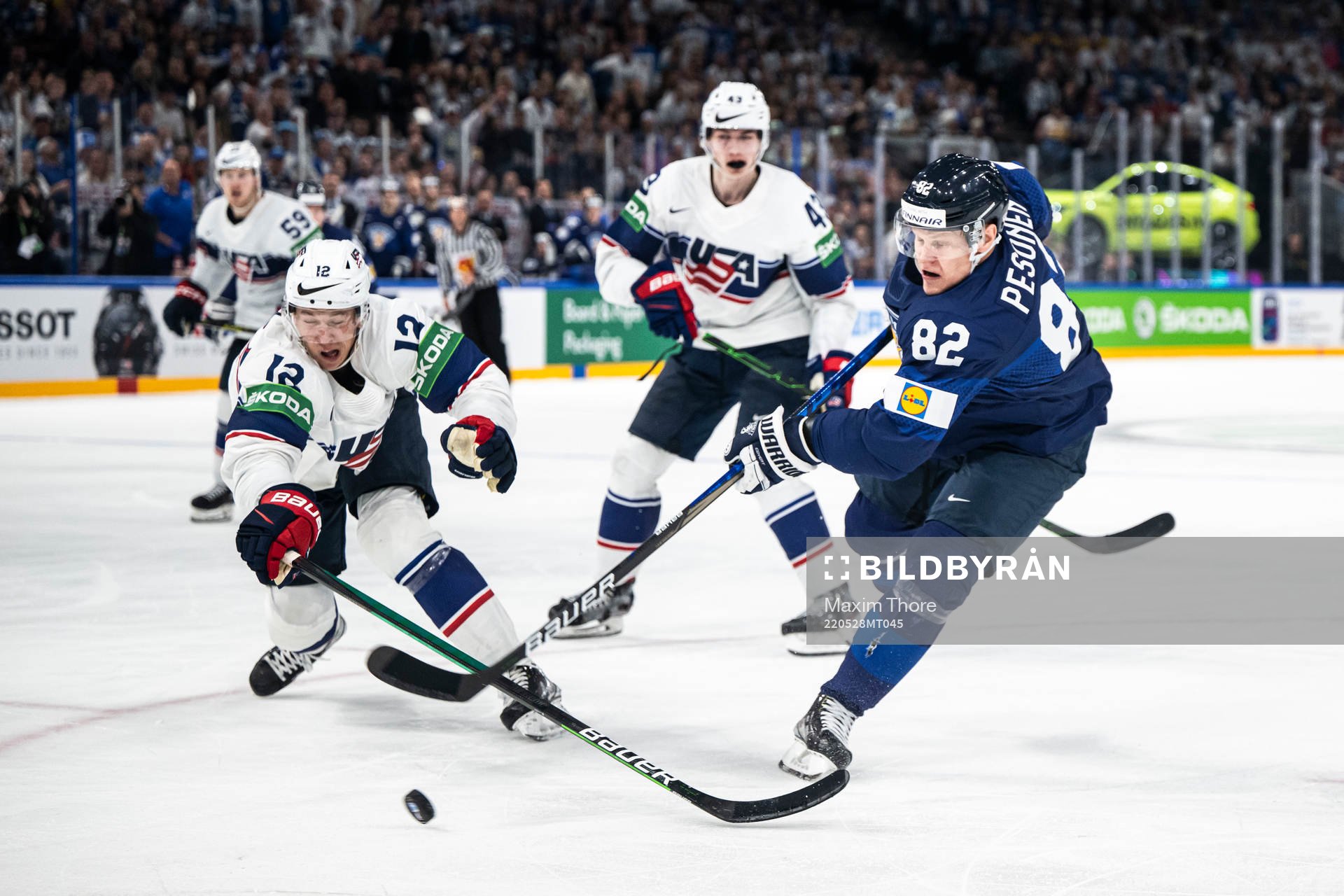 Matthew Boldy of USA and Harri Pesonen of Finland