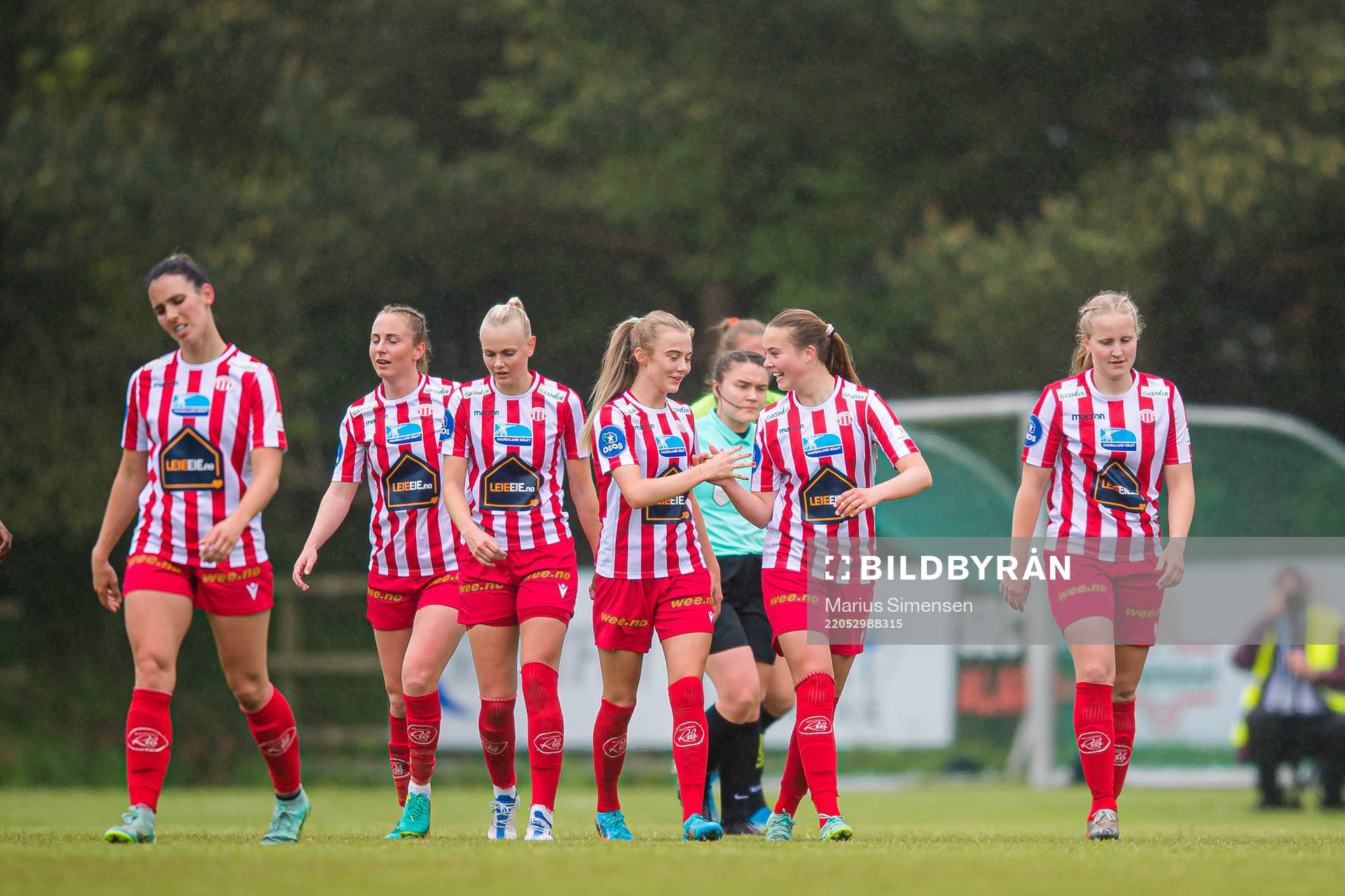 Cille Nilsen of Avaldnes celebrates